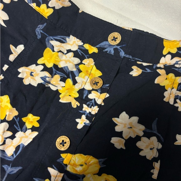 GARAGE FLORAL SKIRT 😍 - Picture 2 of 4